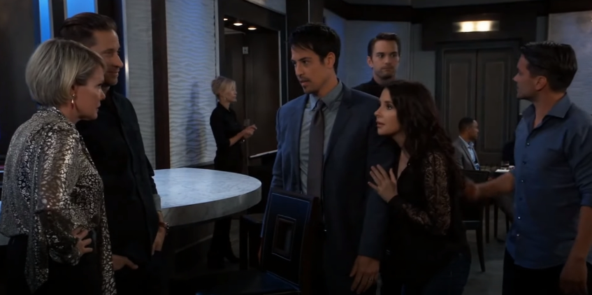antigonea's tweet photo. LOL-What Dante Said: "It's all right, I'm a cop. We've got this."
What *I* Heard: "It's all right, it's a family matter. We've got this."π #Sante #Nava #JustAustin #GH https://t.co/iqc1BI3hpA
