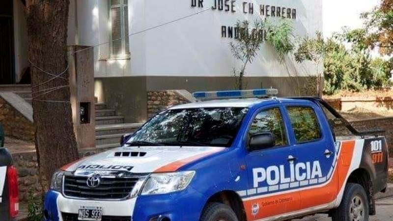 RADIOXXInforma's tweet photo. Cuerpos desnudos: secuestran celulares por tráfico de imágenes https://t.co/vAHAG1AVTh https://t.co/Mpgy5OmBbS