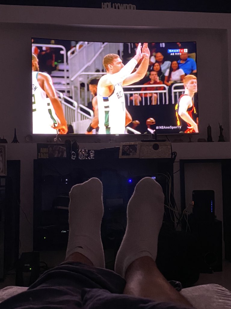 #nbanasportv Bucks em Jogo 6. Vai ser moleza. anota ai <a href="/04Marcelinho/">Marcelinho Machado</a>