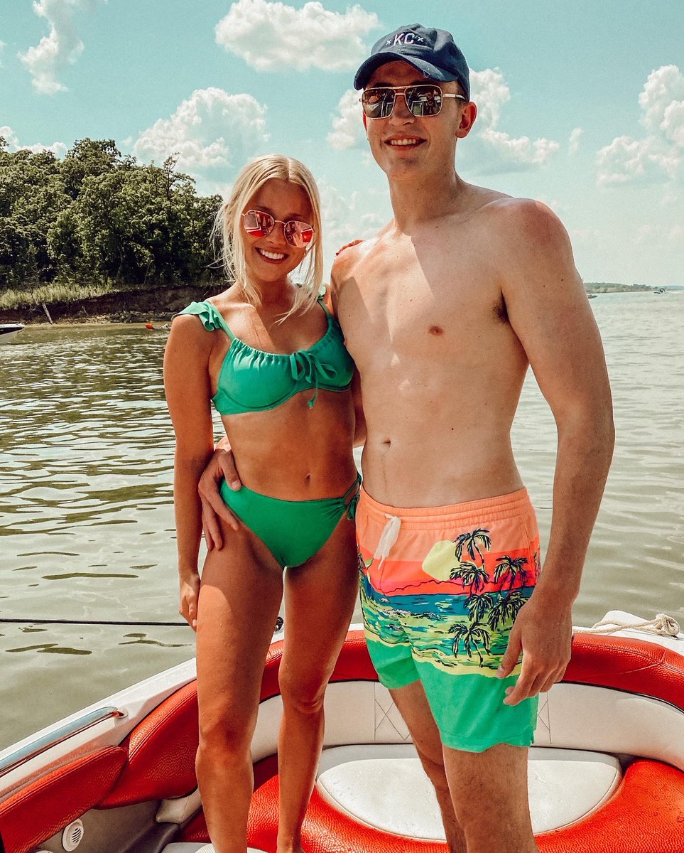 Mitchlightfoot's tweet photo. Little Fourth of July prep! USA 🇺🇸 https://t.co/54DFceTtUg