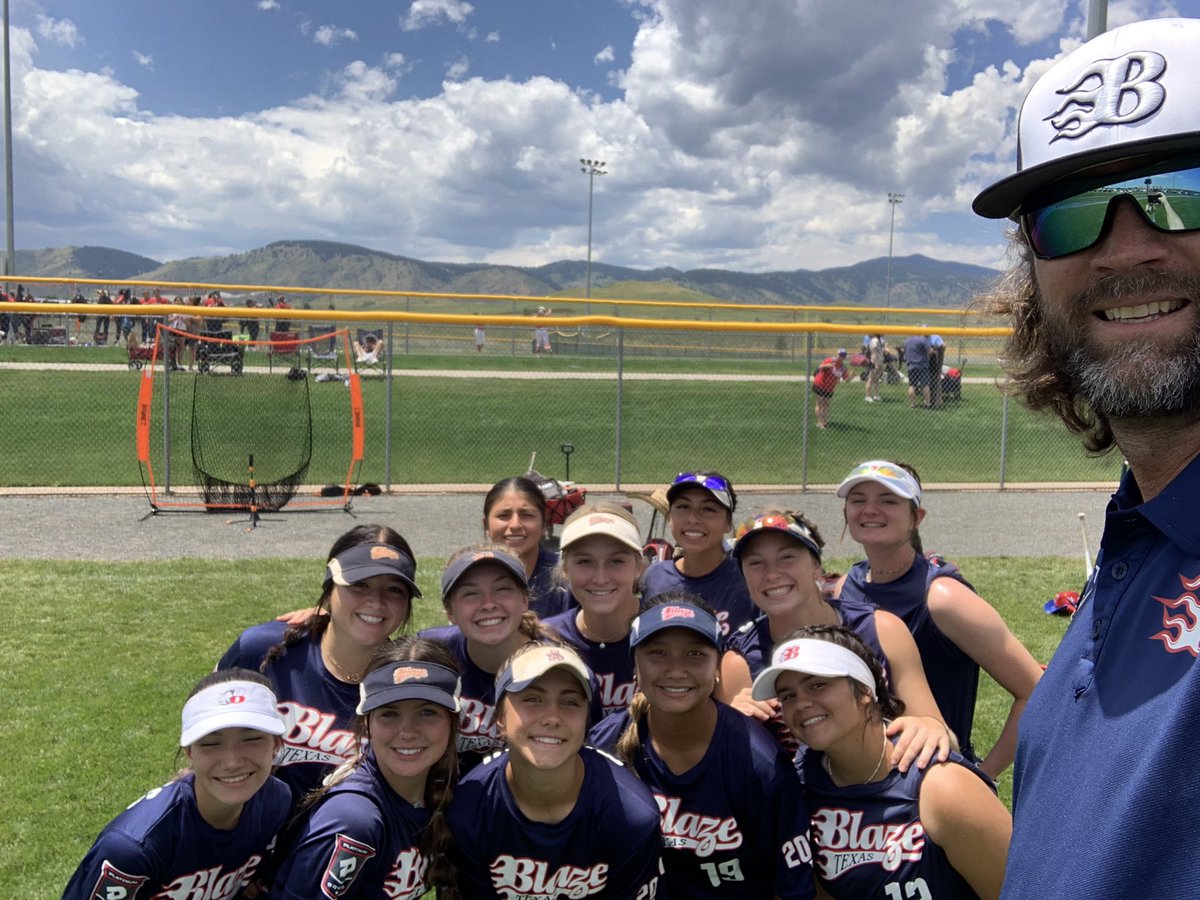 TexasNtx's tweet photo. Another great day in the Rockies with this awesome bunch!!! @COSparkFire https://t.co/riO51zV3nQ