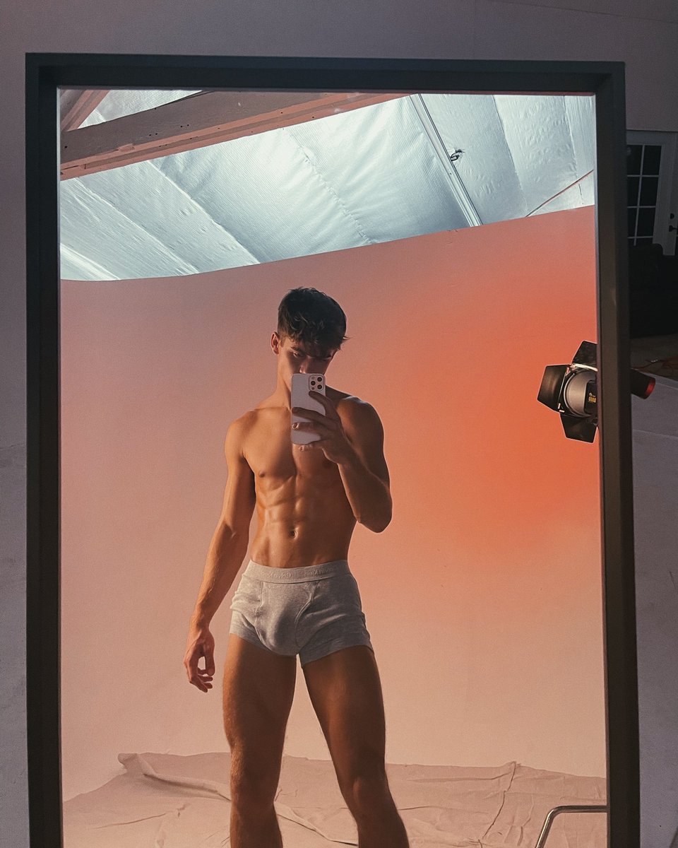 nikola @nikola35927057  X 