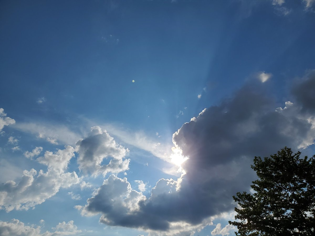 MMcLaughlinsong's tweet image. Looking for that blessed hope, and the glorious appearing of the great God and our Saviour Jesus Christ...

Titus 2:13