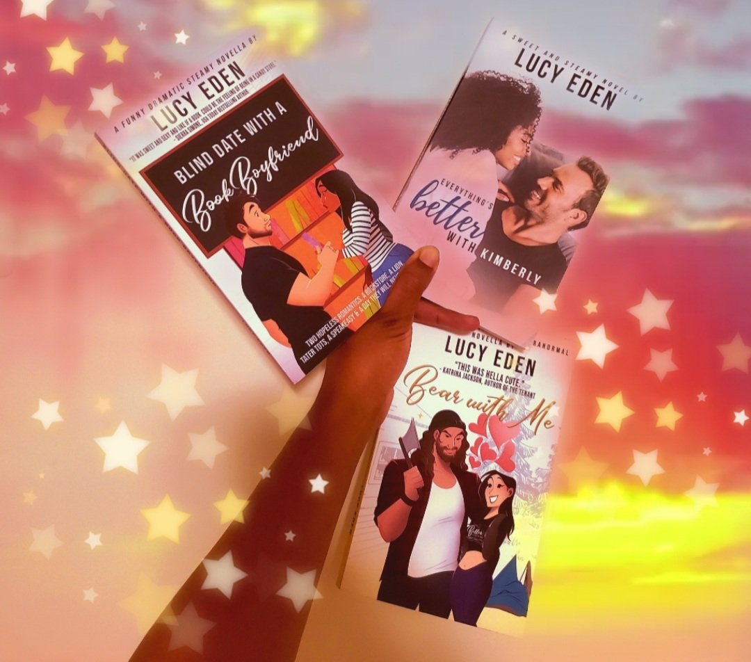 _LittleLovely_'s tweet photo. At the signing, I spoke to each author a bit. Lucy & I cut up about a book I had that was signed to someone else & I didn't notice π, I almost sobbed when Kat signed my copy of BACK IN THE DAY π, and Tash and I talked about Julian and her upcoming work π₯².
12/
#JenMeetsCute https://t.co/TPIgNJyVY6