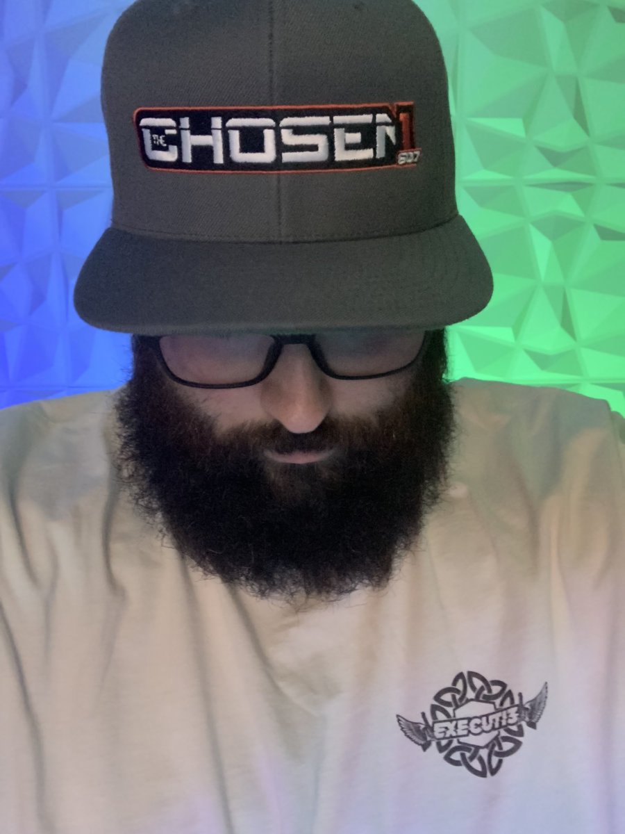 TheChosenOne607's tweet image. If you’ve got it flaunt it! We LIVE on the Purple Side!! #ChosenNation @EXECUTI3_ #StreamerLoot twitch.tv/TheChosenOne607