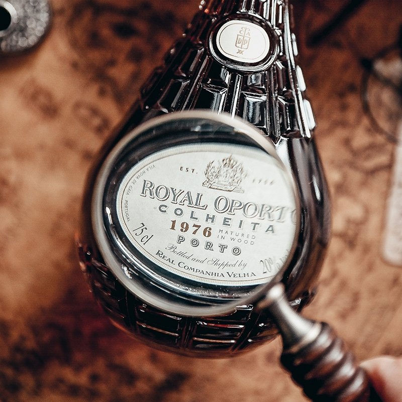 royaloporto's tweet photo. In addition to the diary, there is also port wine could record the time. https://t.co/rSMhwfMoxH