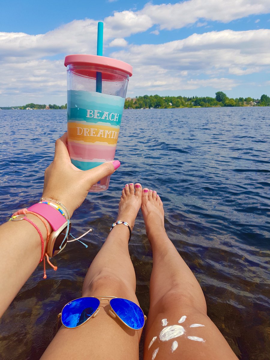 HeyItsMeMissJT's tweet photo. "Sunrise. Sunburn. Sunset. Repeat." #SummerVibes #EndlessWeekend Tech girl by weekday. Mermaid by weekend. #Cheers #DreamDays #Golden #LivingMyBestLife #JustBeachy ✌️🧜♀️🌸🌊🍉🍹💜🍍🏖 https://t.co/REd3lQkWyA