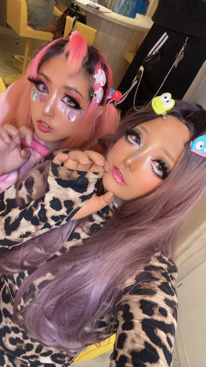 miyakocore's tweet photo. ギャルカフェ10sionオープンしました！ https://t.co/4LiZvvAWbS