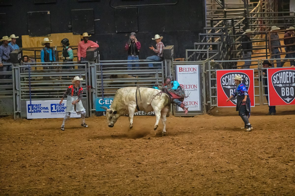 csiprints's tweet photo. @Sportscenetv The Bell County Expo Center and Belton Texas were happy to have the PRCA back for 3 days of July 4th celebrations. American rodeo is an official state sport of Texas. The competition included rough stock and timed events. https://t.co/18EagQ9J6o
