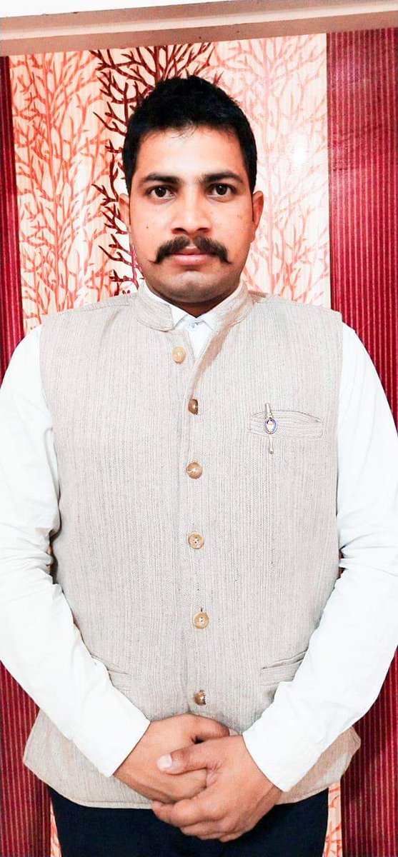 Gauravved9's tweet photo. many many #happy_birthday and #advance_wishes to Revolutionary youth elder brother @RaviMeghwal123 (state president Bhim Sena)
you live thousands of years
Blessing of baba saheb stay on of u 

              💛💚❤💜💙
          🙏@Gauravved9🙏 https://t.co/nvWpDhQGsY