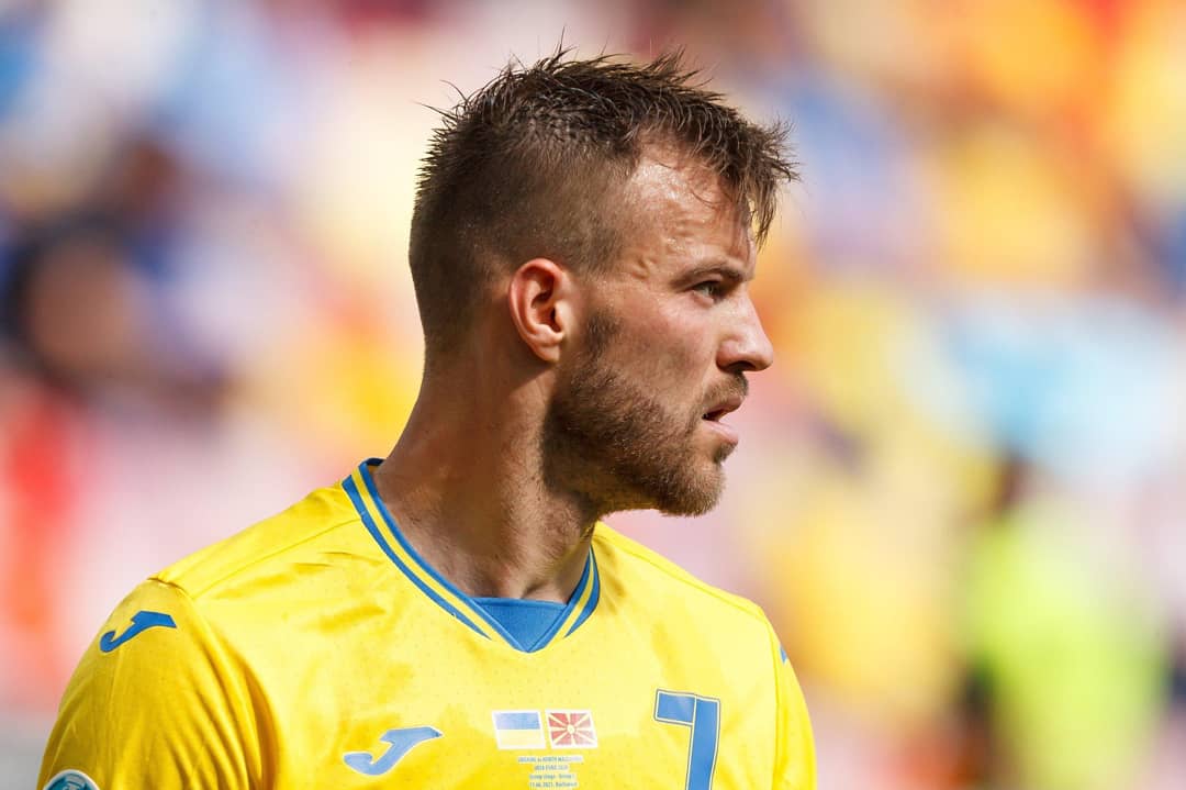 bjarnekim's tweet photo. Thanks for your fight #Ukraine #UEFA #PutinMoney
SLAVA UKRAINI HEROYAM SLAVA
the words in your neck
they can delete
but not the words in your heart https://t.co/yZEs3Eov5O
