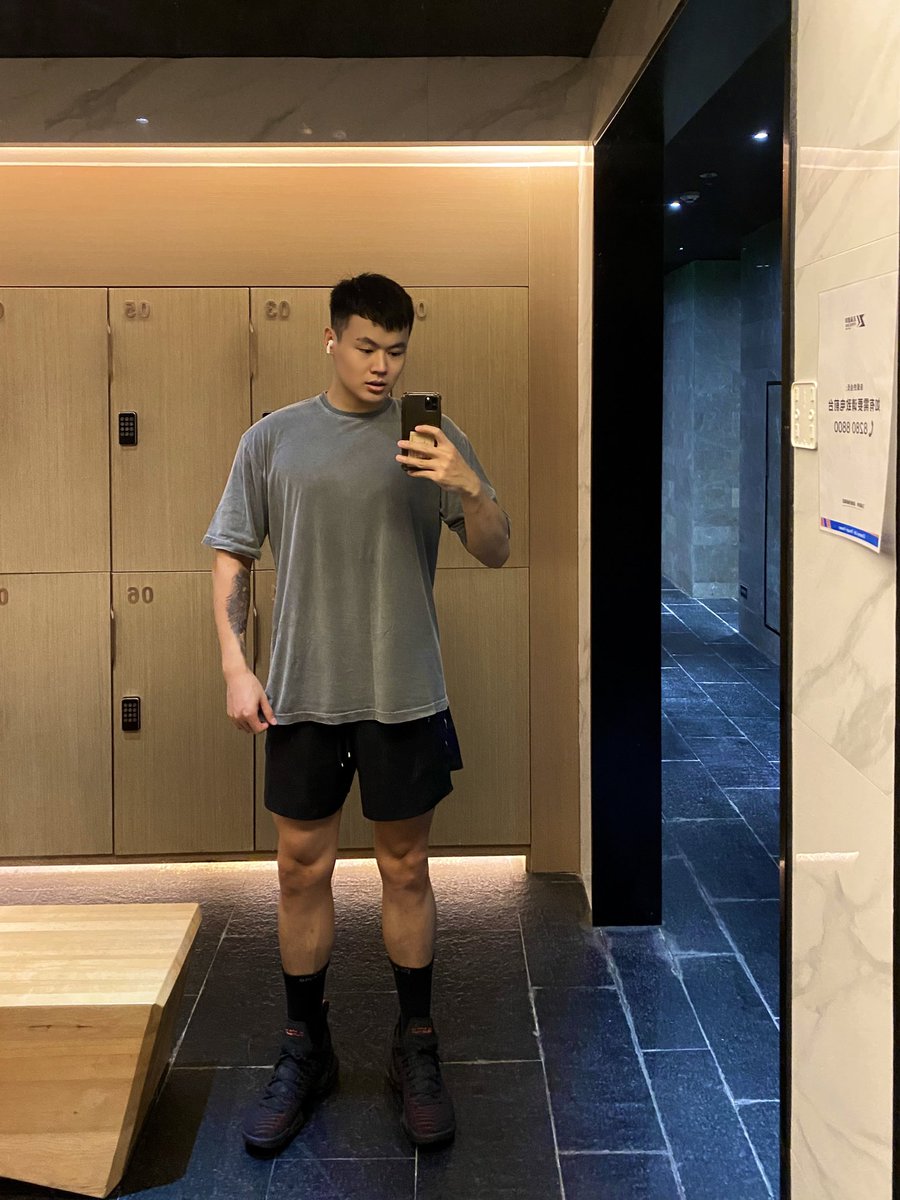 2324yug's tweet photo. 体脂越来越低了 https://t.co/VqvD9xZW0e