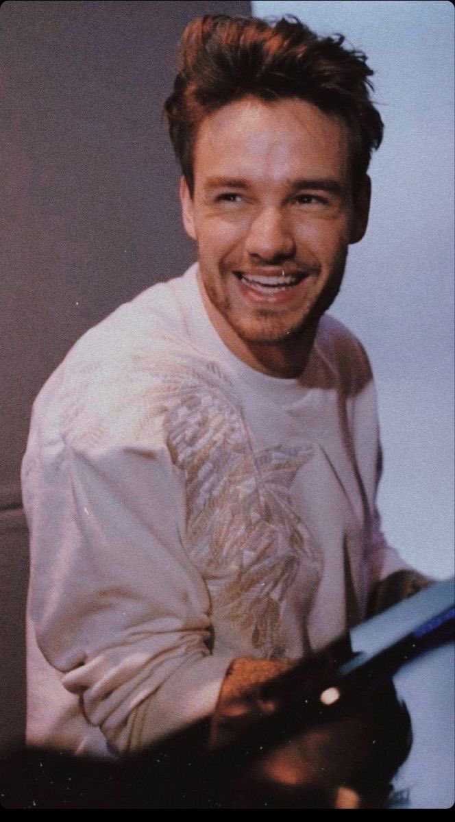 ttsloverlx's tweet photo. An appreciation post for Liam Payne because he deserves all the love and happiness in the world. We love you so much Liam🤍 We are so proud of you! https://t.co/wVEjxCF6vK