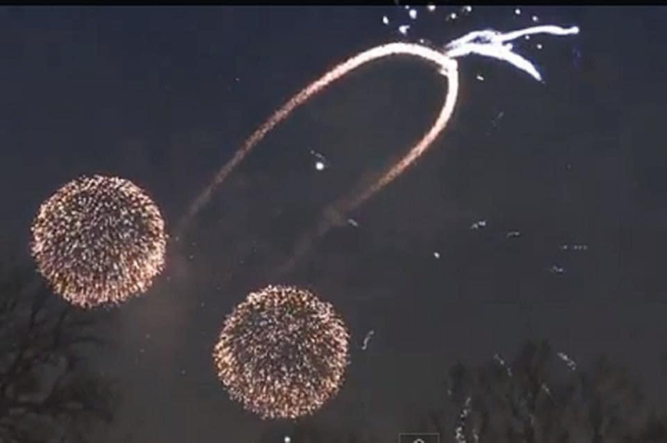 Happy 4th of July! https://t.co/Pc7DnYx1fM