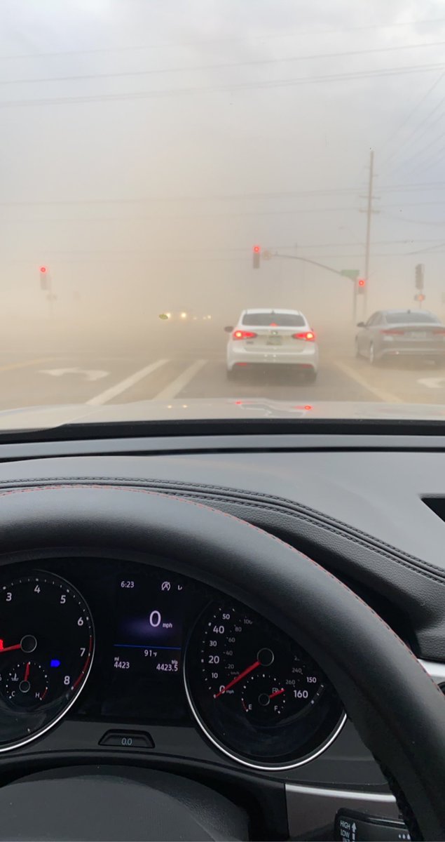 RyanAdverderada's tweet photo. This was the drive home this afternoon. Luckily we missed the bad stuff! #Arizona #DustStorm https://t.co/GfgLRpRlLf