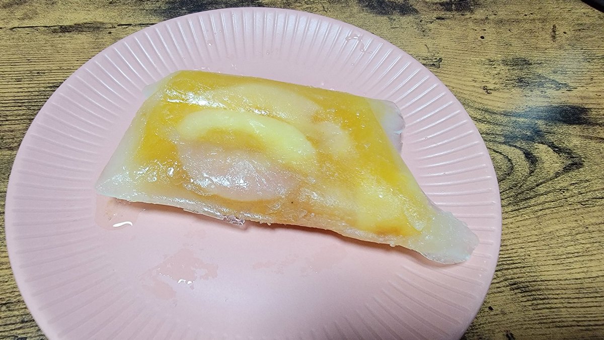 nagasakigourme's tweet photo. 桃のテリーヌは凍らせて見ました。シェフからは怒られるかもしれないけど蒸し暑いこれからの季節冷たーくてシャリシャリで美味しかったです。
#テイクアウトマルシェ #Nagasaki #Italian #Capocollo #lasagna #JapaneseItalian #ItalianDish #pesca https://t.co/JI25x7y9PS