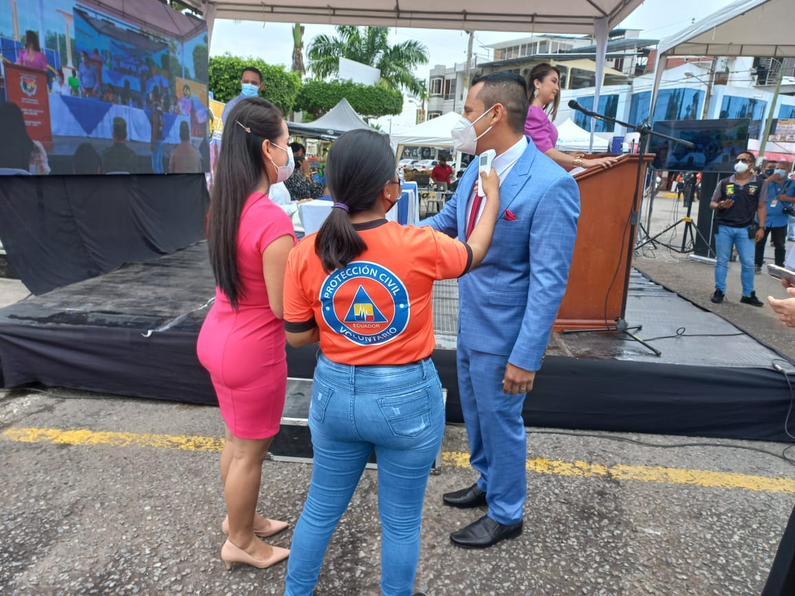 ElProteccion's tweet photo. Protección Civil El Oro (Santa Rosa) estuvo presente en el lanzamiento del proyecto avistamiento de ballenas jorobadas en Pto Jeli organizado por el departamento del GAD de Santa Rosa
#yosoyvoluntario
#proteccioncivilecuador https://t.co/udq3bl0pS3