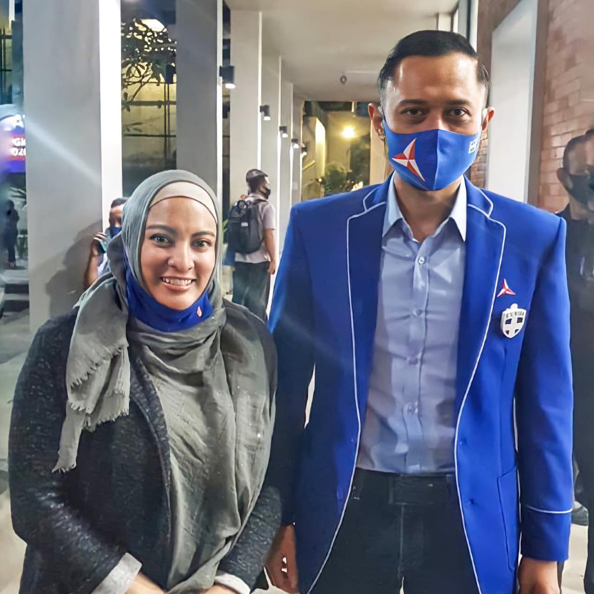 AgusYudhoyono's tweet photo. Inna lillahi wa inna ilaihi raji'un. Hari ini, kita kembali kehilangan sahabat kita @JaneSha_111. Atas nama pribadi, keluarga dan keluarga besar @pdemokrat saya menyampaikan duka cita mendalam atas berpulangnya Jane ke Rahmatullah. https://t.co/1CZVbMmMZq