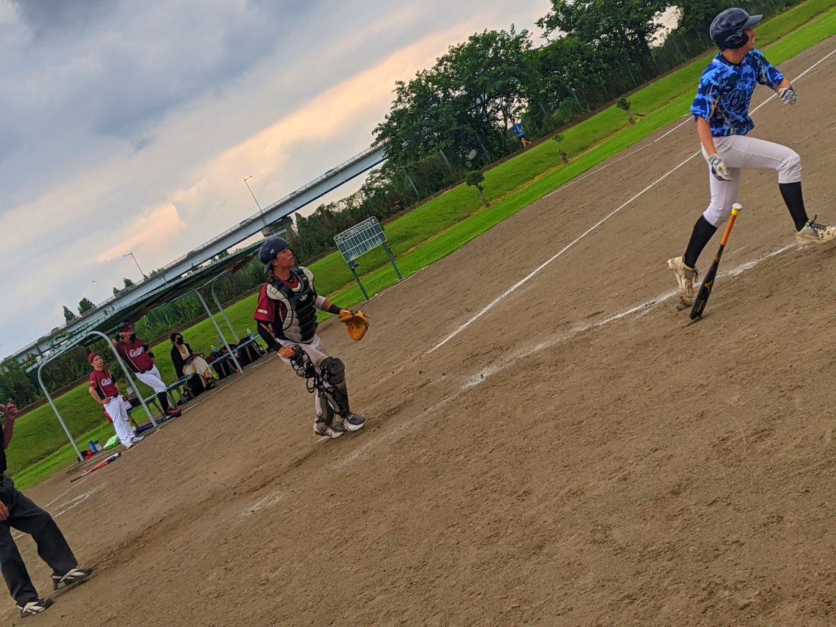 BLAST FIVE
2021年度 オープン戦 第6回戦
6月27日(日) 
in 大宮けんぽグランド
VS 大宮ファイターズ 様

O|   |計 11
B│    |計  1
※時間都合によりBLAST FIVEの最終回の攻撃は行っておりません。

【バッテリー】
斎藤－足立

【三塁打】
三宅

#BLAST_FIVE
#草野球
#オープン戦相手募集中