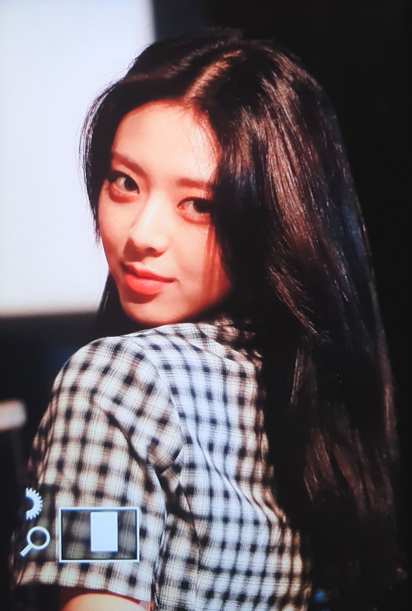 𝐲𝐨𝐮𝐥𝐢𝐤𝐞 tweet media