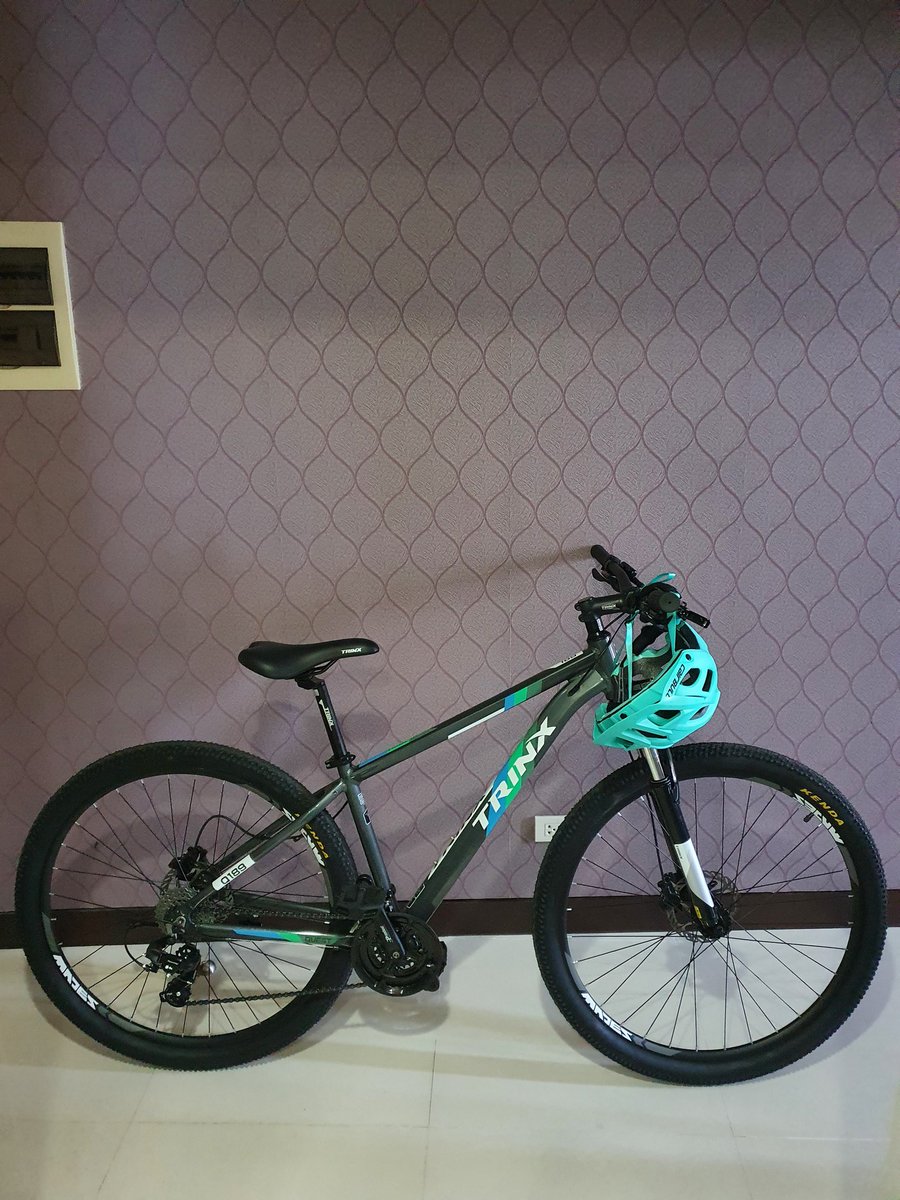 katlizryan's tweet photo. So excited to finally have wheels again! 
I've really missed the incidental exercise from cycling to work and the mental and physical benefits from starting and ending the work day with a bike ride. 
Life in Manila just got a whole lot better. https://t.co/aadCKOwEIi