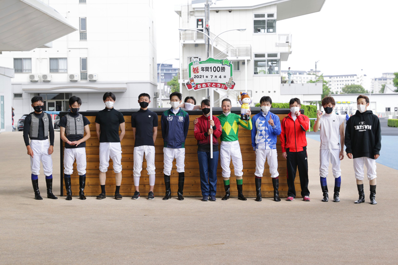 巴賞 Hashtag On Twitter