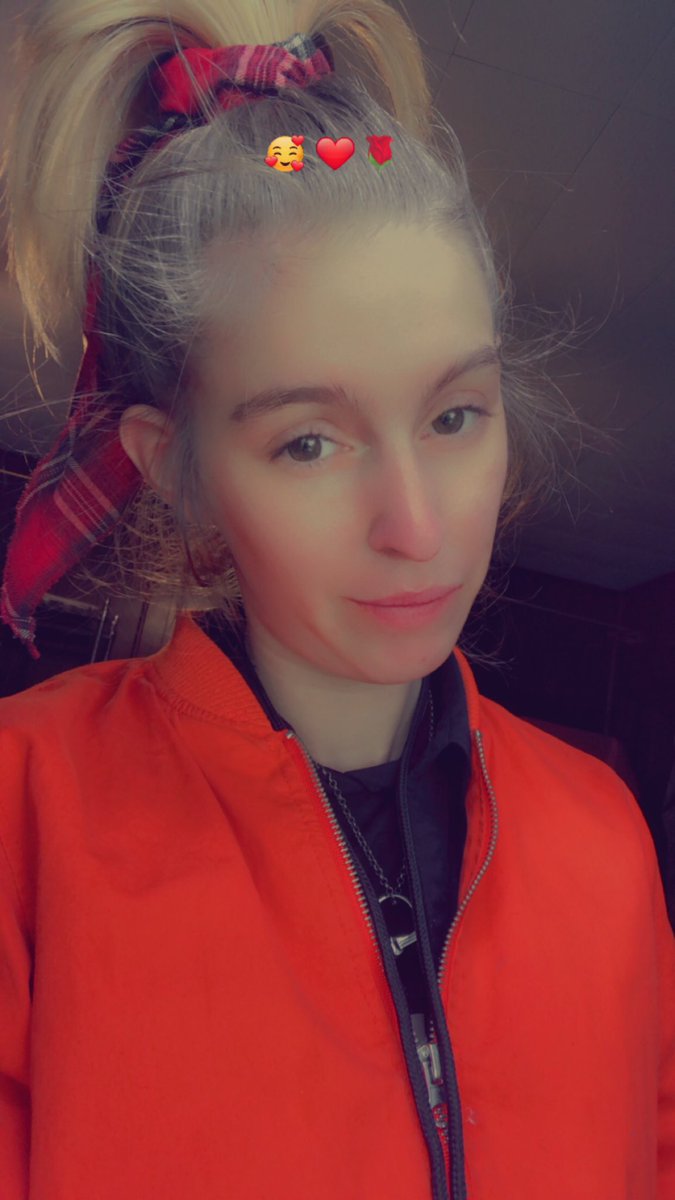 EsmeAudrey's tweet photo. I THINK IT BOTHERS PEOPLE WHEN YOU NOT OUT HERE LOOKING TO BE ACCEPTED BY EVERYONE. YOU JUST DOING YOU, MINDING YOUR BUSINESS...  THEY HATE THAT.. GM https://t.co/appfxPPBzH