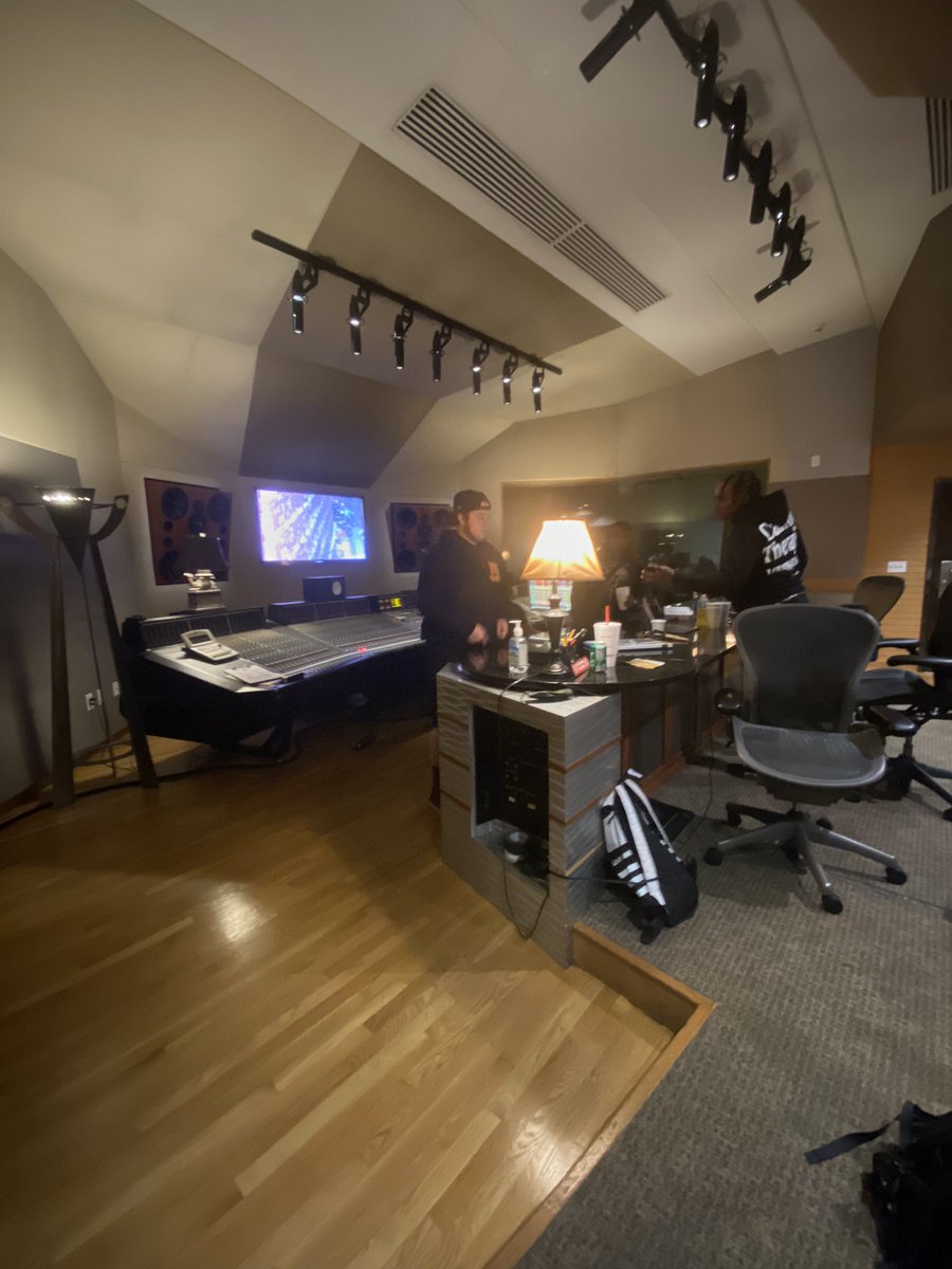 lifted (@prodlifted) on Twitter photo 