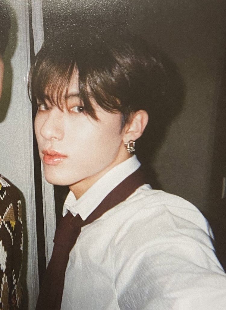 mangotaetaes's tweet photo. we’re kind of hot ngl 

#thebSselcaday 
#TBSD #thebshot◡̈ #deobiselcaday #THEBOYZ #eric #theboyzeric https://t.co/eaJ086bZ9O