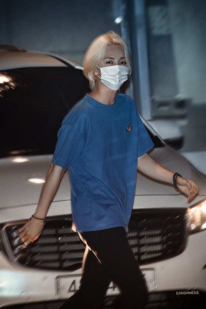 3jHighness's tweet photo. 210703 팬싸 출근

#세븐틴 #SEVENTEEN #セブチ #정한 #윤정한 #JEONGHAN #ジョンハン https://t.co/yX8uUpr443
