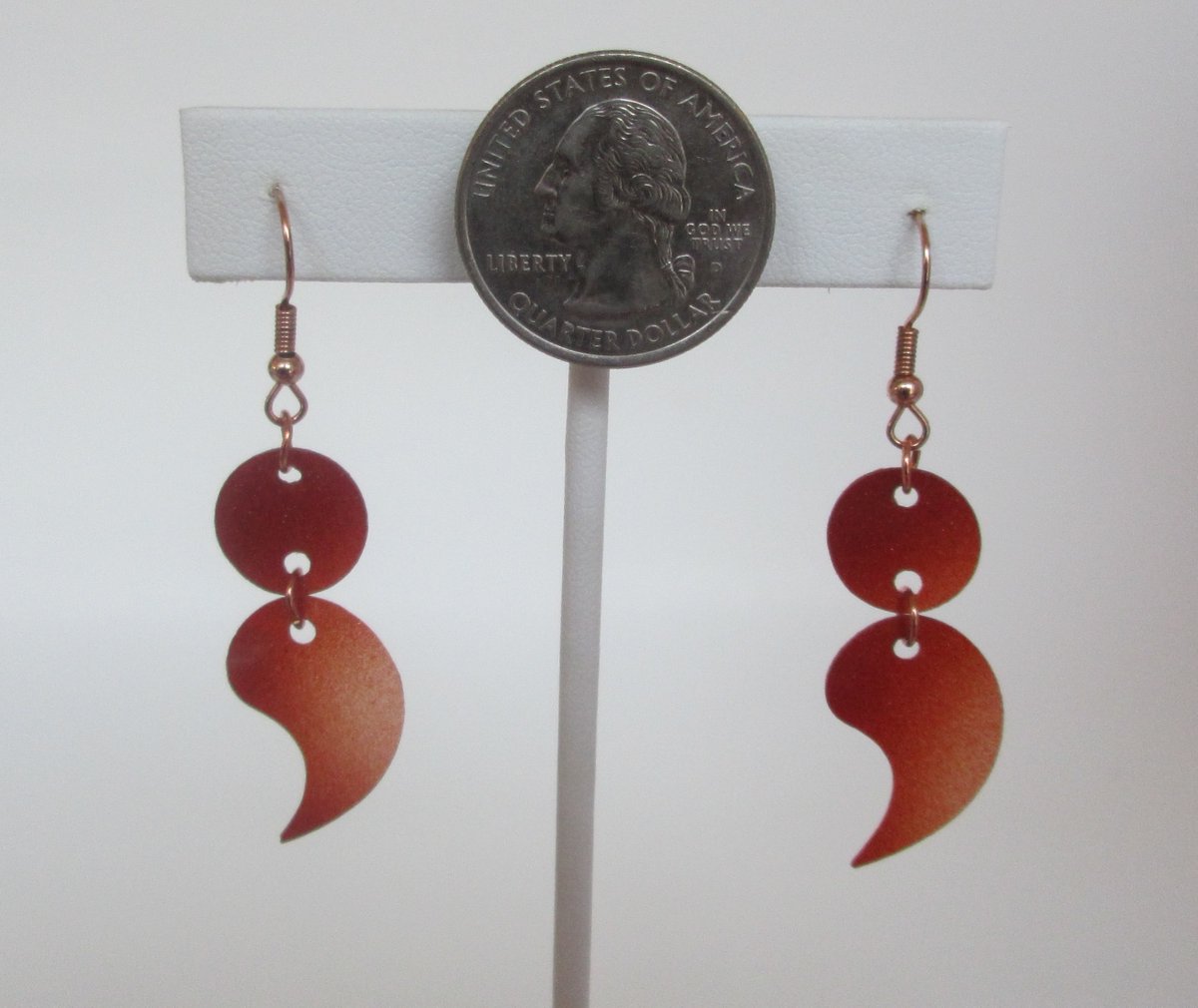 pause_b4's tweet image. Handmade one-of-a-kind resin jewelry and keychains. Shop now at etsy.com/shop/PauseB4 #mentalhealthawareness #itsokaynottobeokay #suicideawareness #youdeservewellness #endthestigma #itstimetotalk