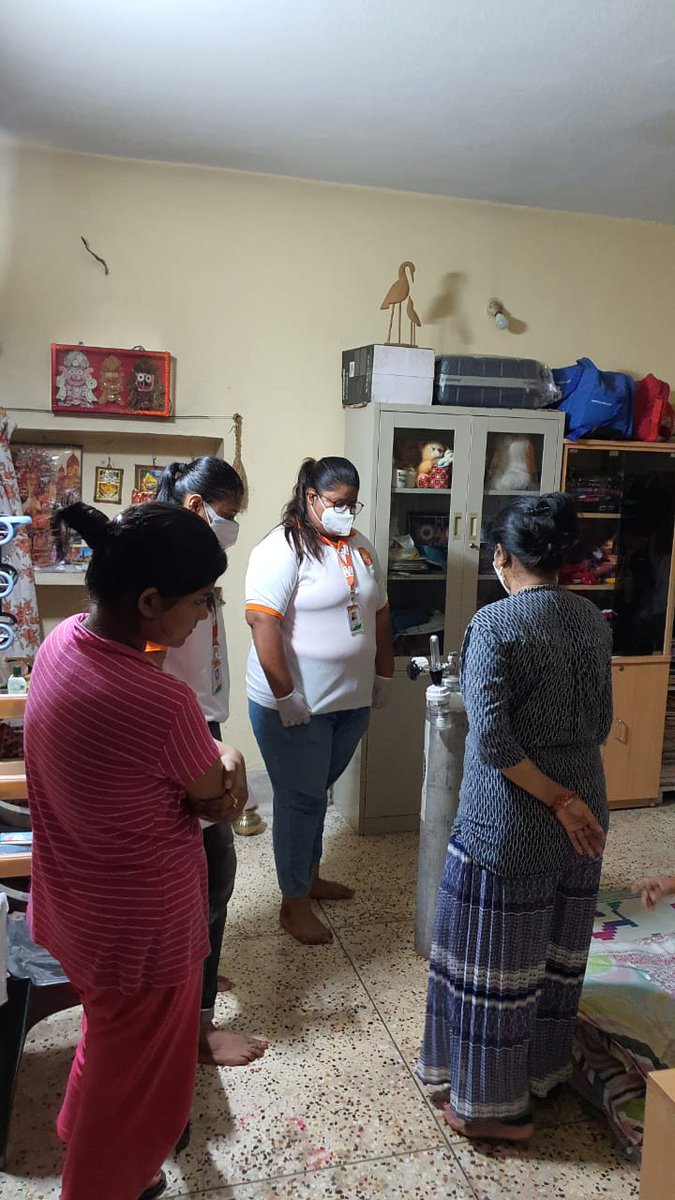 RaysFound's tweet photo. Without oxygen, there is no life we as a team trying to support people with oxygen at times of need.
#BMC #bhubaneswar #indiafightscorona #forgoodcause #happytohelp #spreadinghappiness #giveback #foodforlife #healthcareheroes #volunteer #raysfoundation #oxygencylinder https://t.co/BLUl0HUEdF