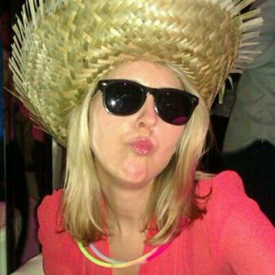 Magical_Expo's tweet photo. @e_chiswell @NautilusRep @RadFemme74 the fact you made this your pfp is hilarious. the only thing nastier than you thinking there was an issue with what they said, is the fact you genuinely thought this was a good idea to show the public. your lips look d*sgusting. your hair looks like a cheap wig, never have kids https://t.co/RDLgEeexfD