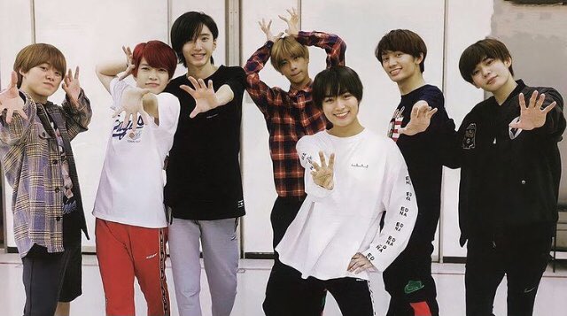 taro_aksG's tweet photo. 2021年の目標だったなにわちゃんを生で見る達成できたよ〜😭✨可愛かった…！あんなにキレキレでダンス踊るんだね🥺ついでにりとかんも見れて最高の自粛明け始まりのLiveだった🧡🧡🧡 https://t.co/Mgkmu8wnxq