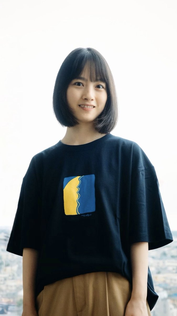 きのうグッズ発送大会の合間に Tシャツ XLも着てみた！ XLは引き続き