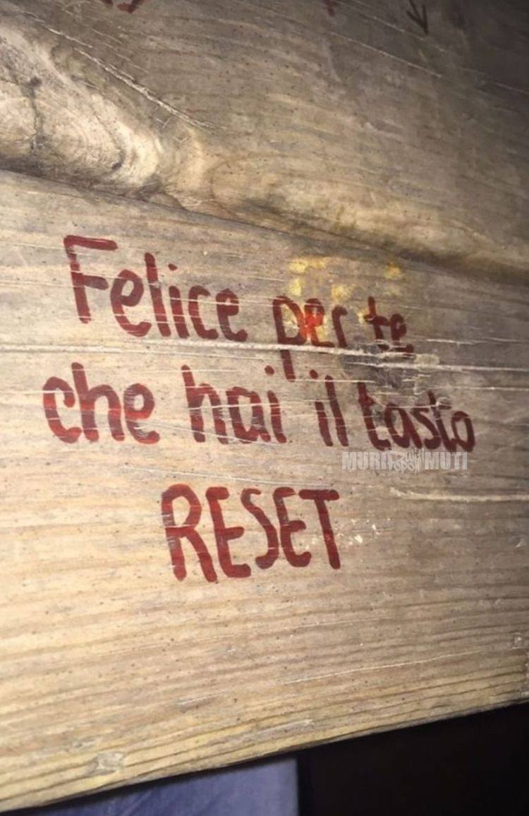 1982Capone's tweet image. 