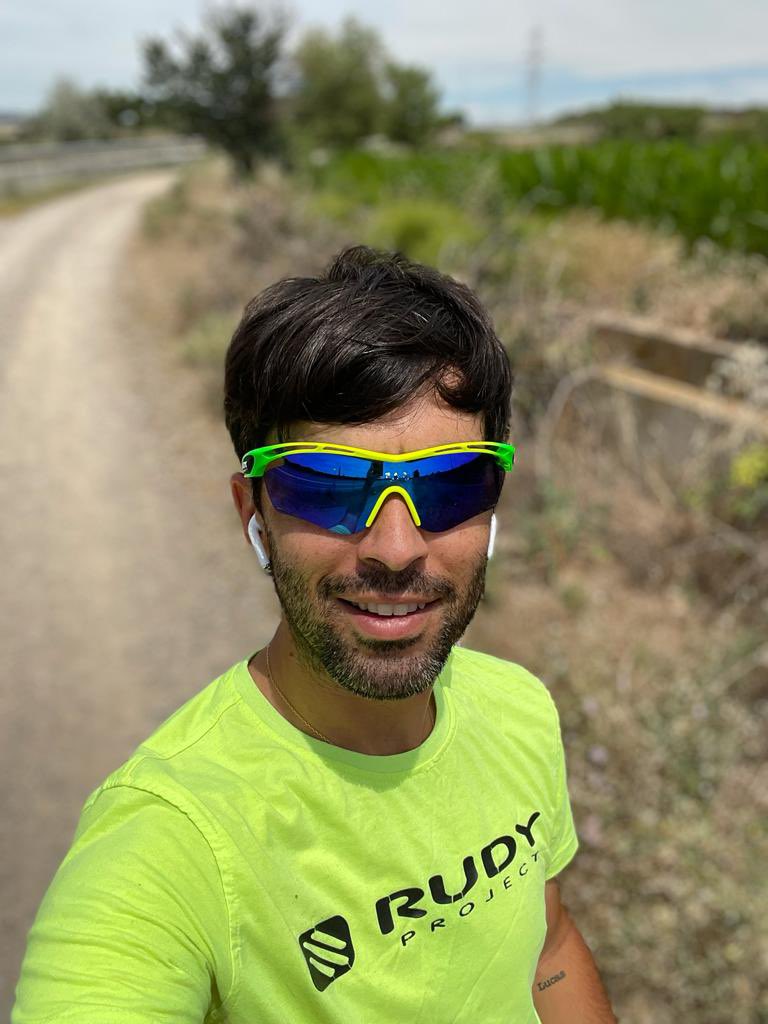 Un poco de trote antes de ver el Tour, que está interesantísimo. #TourDeFrance2021 

<a href="/RudyProject_ESP/">Rudy Project España</a> <a href="/sportmed_es/">Sportmed</a>