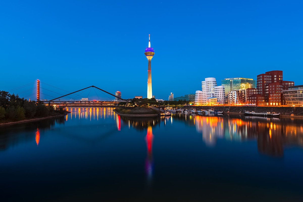 #Düsseldorf, #Germany - The City Skyline at the Blue Hour

#Rhine #NRW #Rhein #Deutschland #Europa #travel #Dusseldorf #architecture #mood #Medienhafen #travel #wanderlust <a href="/GermanyTourism/">GermanyTourism</a> <a href="/MagicalEurope/">Wonders of Europe</a>