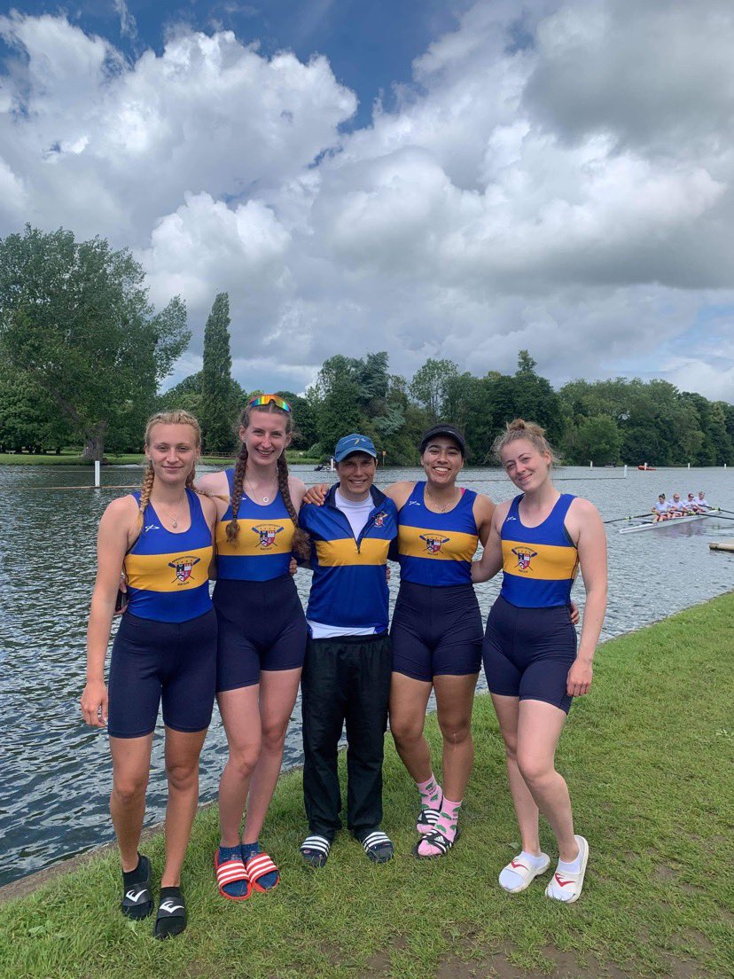 HWR FINALISTS💪🏼💙

Our AU Development 4+ successfully won their semi final earlier at Henley Women’s Regatta and now move on to the final later today. 

Their race is at 15:15 and you can watch them via livestream: youtube.com/watch?v=wfNXB4…