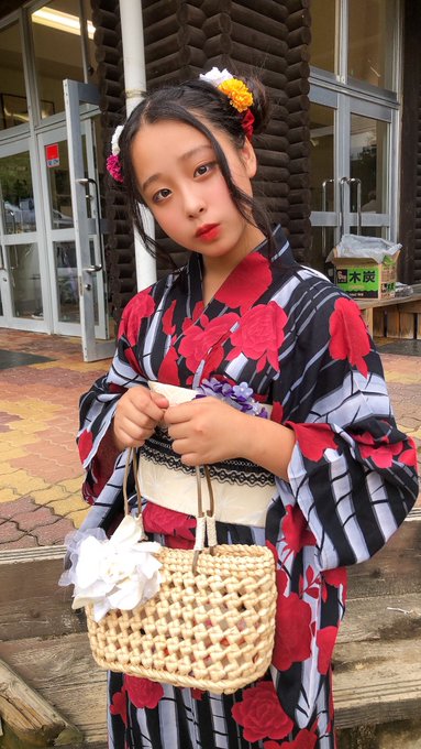 Twitterのコスプレ画像3