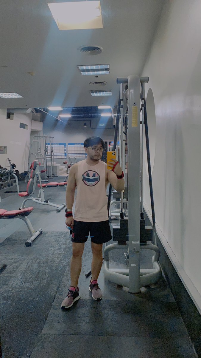 ph07patwick's tweet photo. Late post ng gymfie ko. Hello sabi ni #pink5 #bioman https://t.co/HQGycWK1mh
