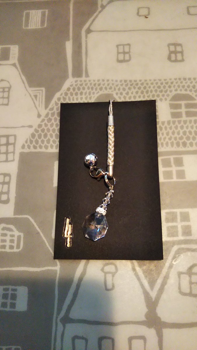 スワロフスキー Twitter Search