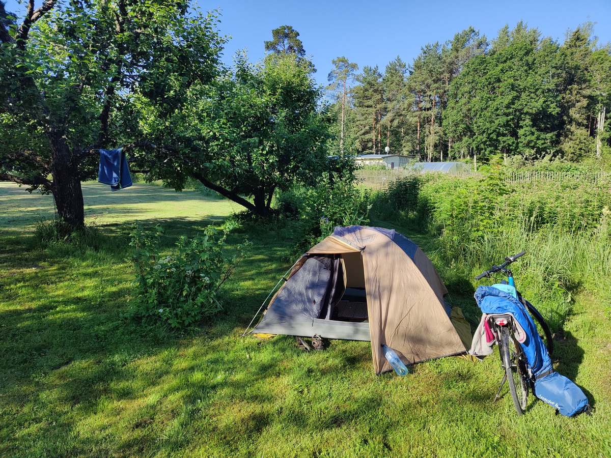 dvlrnr's tweet photo. Morning broke early, especially as the sauna party next door was still going at 5 am. #Coffee was required before leisurely packing up and getting going again. Now exploring #Rummu for a bit before munching some more miles. #cycling #IbikeEstonia https://t.co/1xpvCV2Tmr