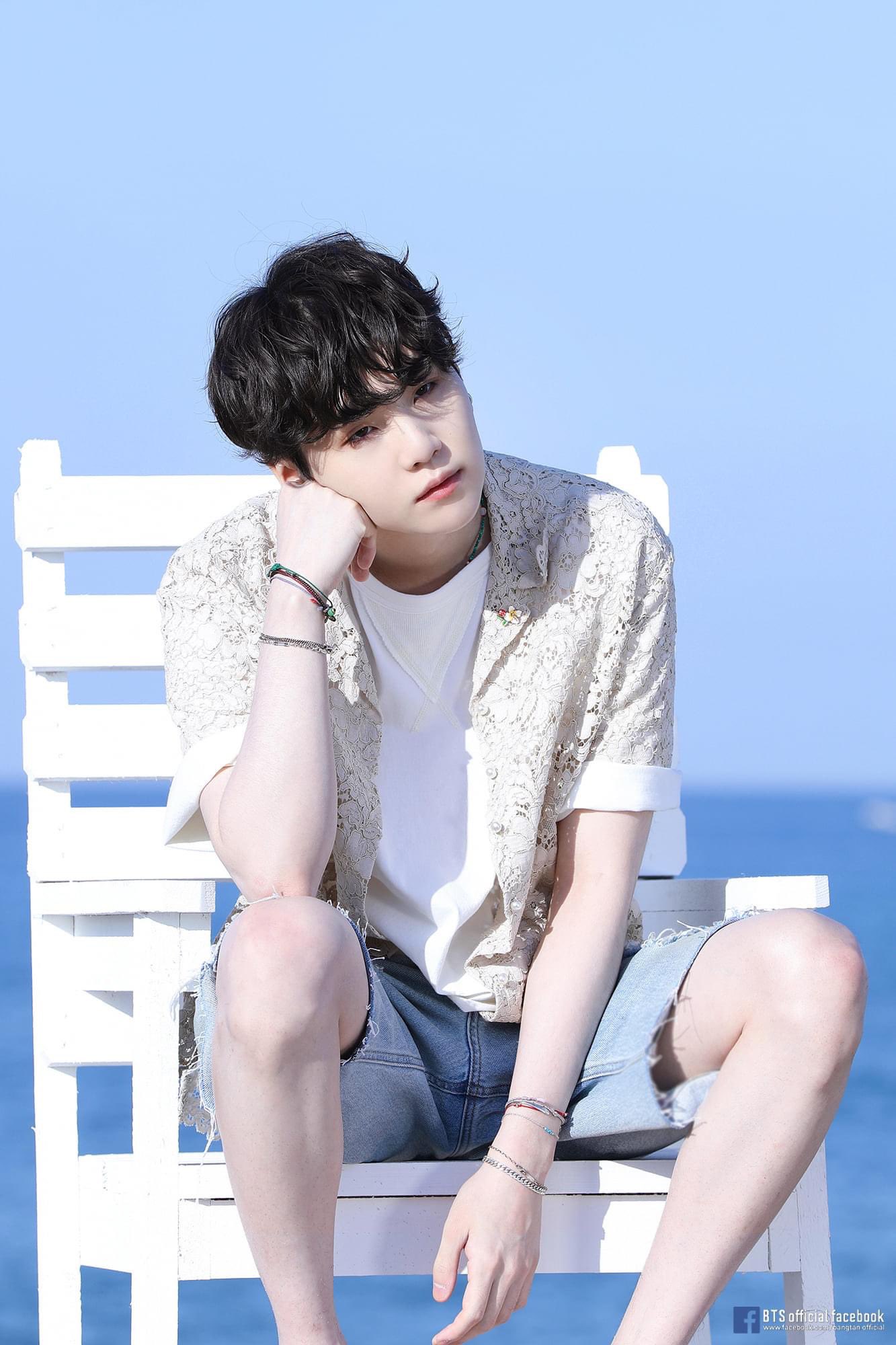 BTS Butter フィルムフォト SUGA ユンギ BTS Butter フォトバナー SUGA ユンギ - メルカリ