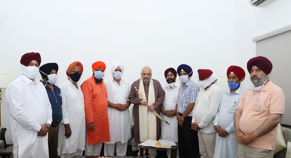Met a delegation from All Sikh Gurdwara Management Committee-Kashmir.
