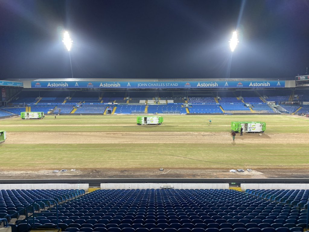 HSportsturf's tweet photo. Impressive work by the @GrassmaxSystems stitching team this week. @LCFC and @LUFC each finished inside 4 days, ahead of programme with excellent #quality and #consistency throughout #hybrid #stitchedpitch #stadiumpitch #GrassMax #LCFC #LUFC https://t.co/fnvg4zwpAc
