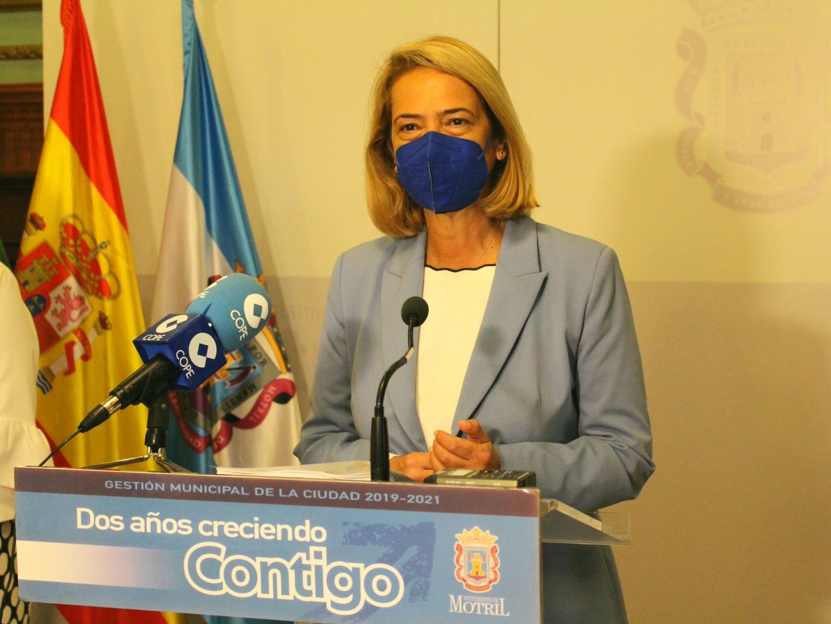 aytomotril's tweet photo. 📰  La alcaldesa valora con optimismo los datos que señalan el importante descenso del desempleo en Motril.

➡️ 500 motrileños han vuelto a conseguir un puesto de trabajo, situando las cifras de población activa en en el municipio en el nivel anterior al comienzo de la pandemia. https://t.co/sUcRQirLKQ