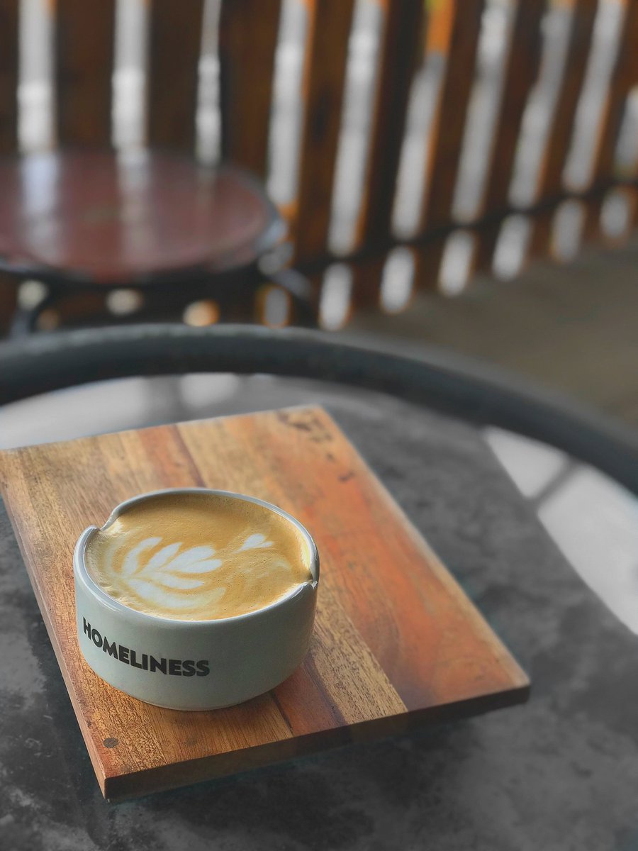 Homelinessco's tweet photo. Nowadays, what is the function of the ashtray in a coffee shop? #HOMELINESS #HOMELINESSPROJECT #ASHTRAY https://t.co/tPMLacApNi