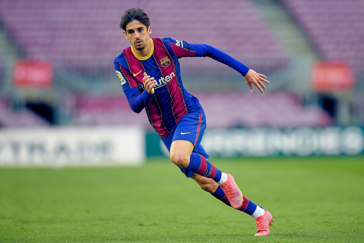 ActuFoot_'s tweet photo. OFFICIEL ! Trincao (FC Barcelone) est prêté à Wolverhampton jusqu'en juin 2022. 🐺 https://t.co/wqUEjwKh2L