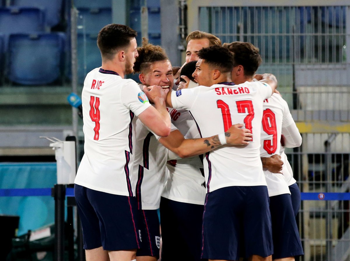 ActuFoot_'s tweet photo. Les quatre demi-finalistes de l'#EURO2020 ont disputé leurs trois matches de poule à domicile. 🏠 

Un manque d'équité ? 🤔 https://t.co/2U8r6J3dJ9